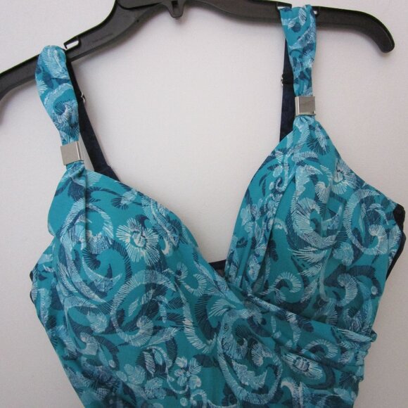 Swimsuit Siren Draped Underwire Look 10 Lbs Lighter in 10 Seconds - Picture 4 of 15